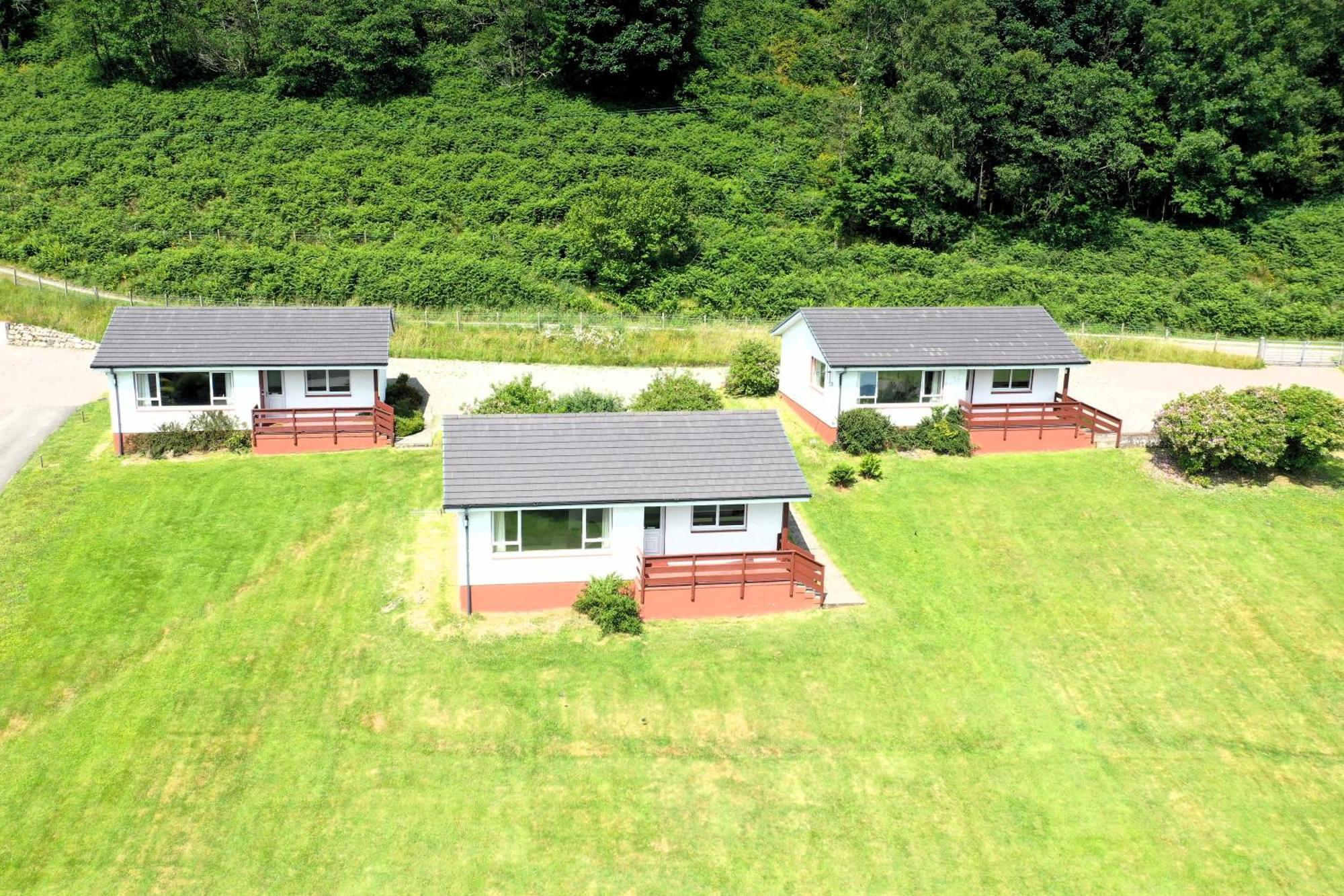 Ash, Birch And Rowan Self Catering Cabins ออนิค ห้อง รูปภาพ