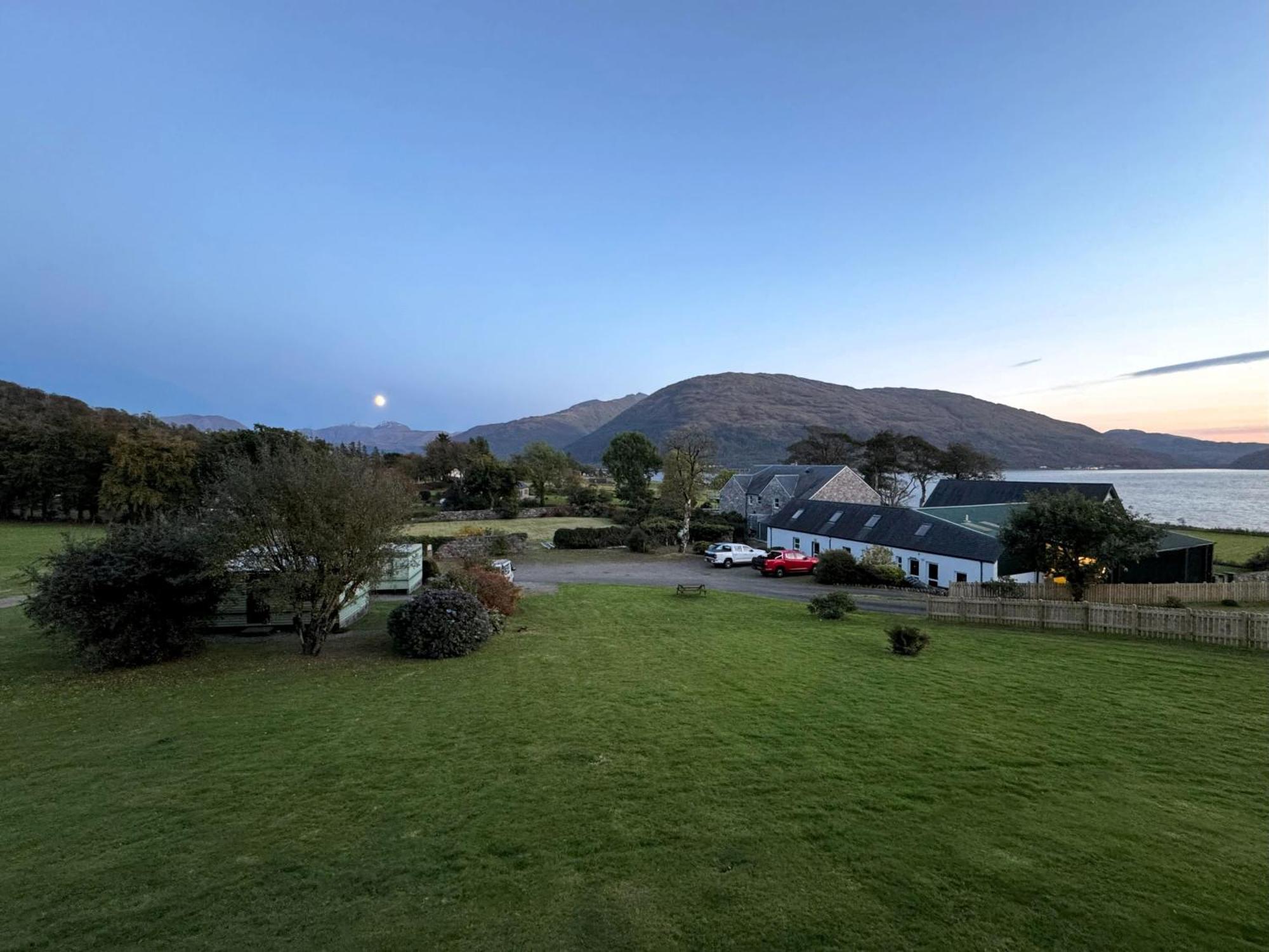Ash, Birch And Rowan Self Catering Cabins ออนิค ภายนอก รูปภาพ